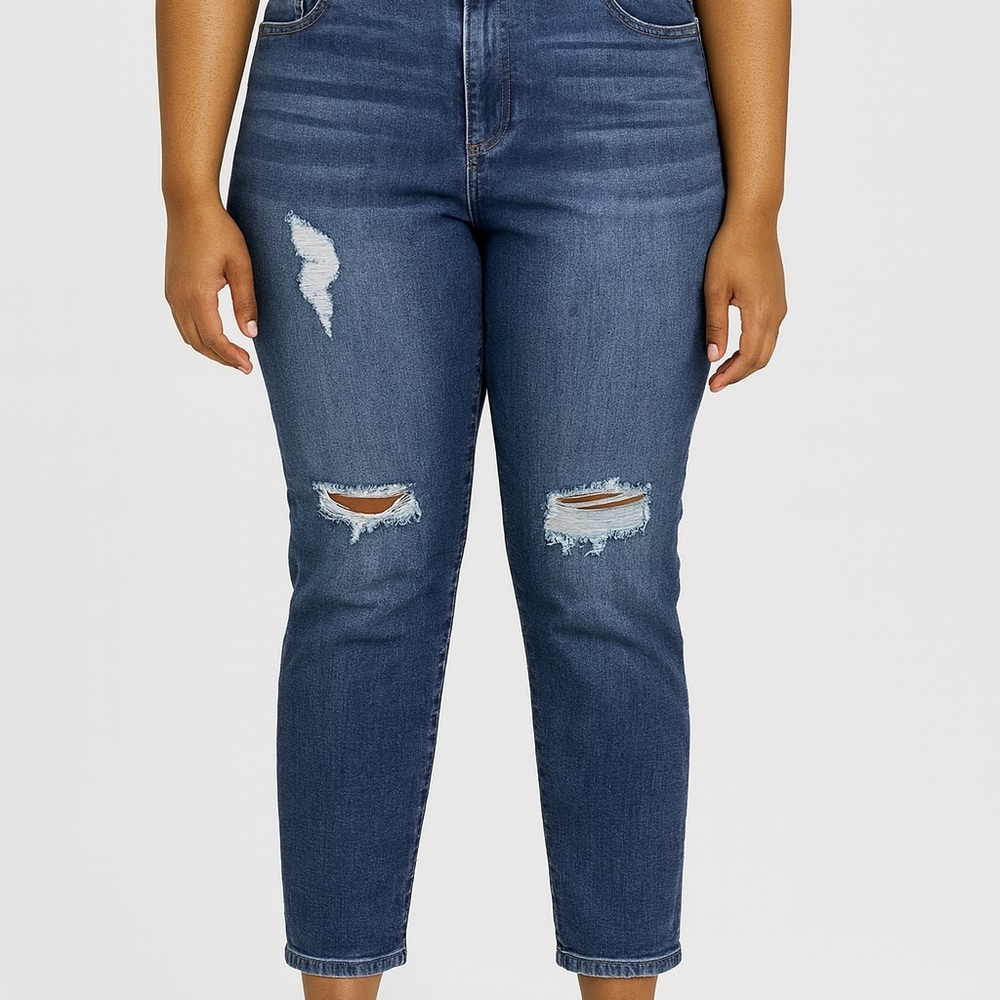 Molly & Isadora Size 16 Girlfriend Jeans Distressed Stretch‎ Mid Rise